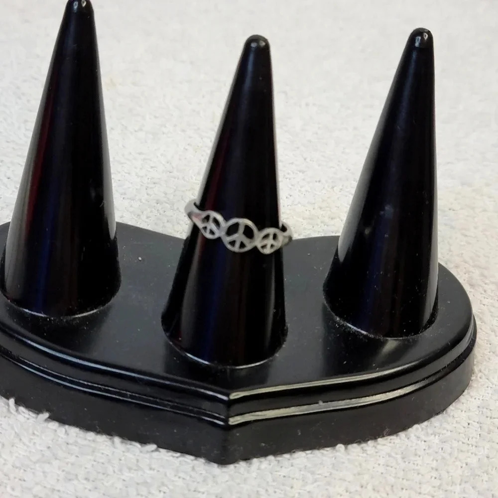 Silver tone  metal Peace Sign Ring size 5.5